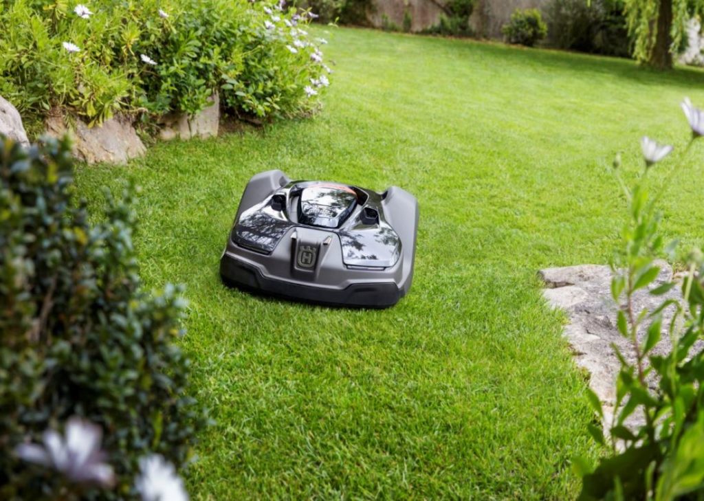 Find den bedste robotplæneklipper til din have og dine behov