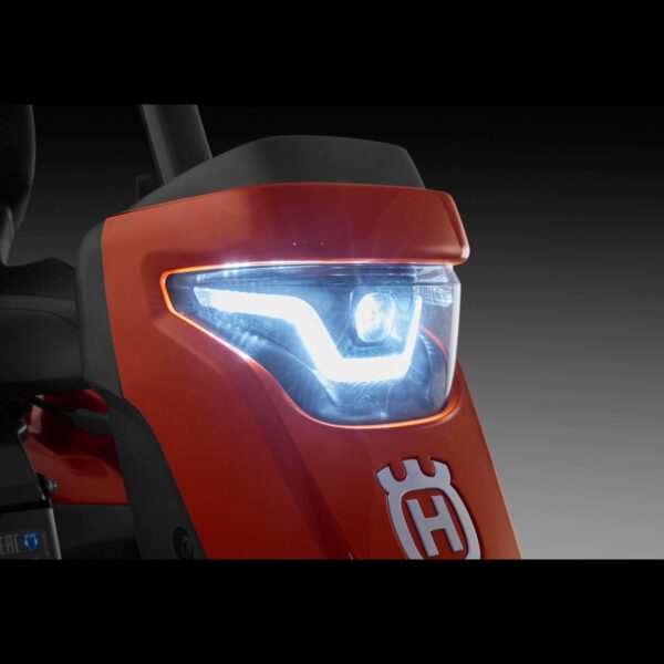 HUSQVARNA R 316TsX AWD ekskl. klippebord  - Image 3